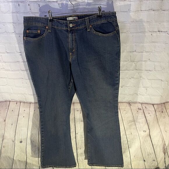 Levi’s 515 bootcut jeans  - Picture 1 of 8